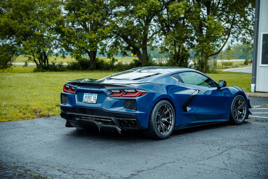 CarbonRearSpoiler_Ducktail-CorvetteC8
